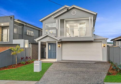 Top 5 Design Features for a Modern Hamptons-Style Build Reflecting Australian Coastal Living